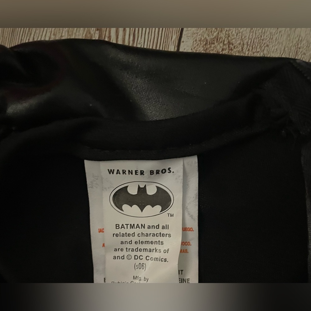 DC Comics Rubie's Batgirl Deluxe Costume for Adults Women's Bat girl Halloween - Picture 9 of 11